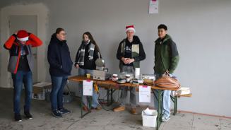 Waffelbäckerei mit der MRG-Jugend